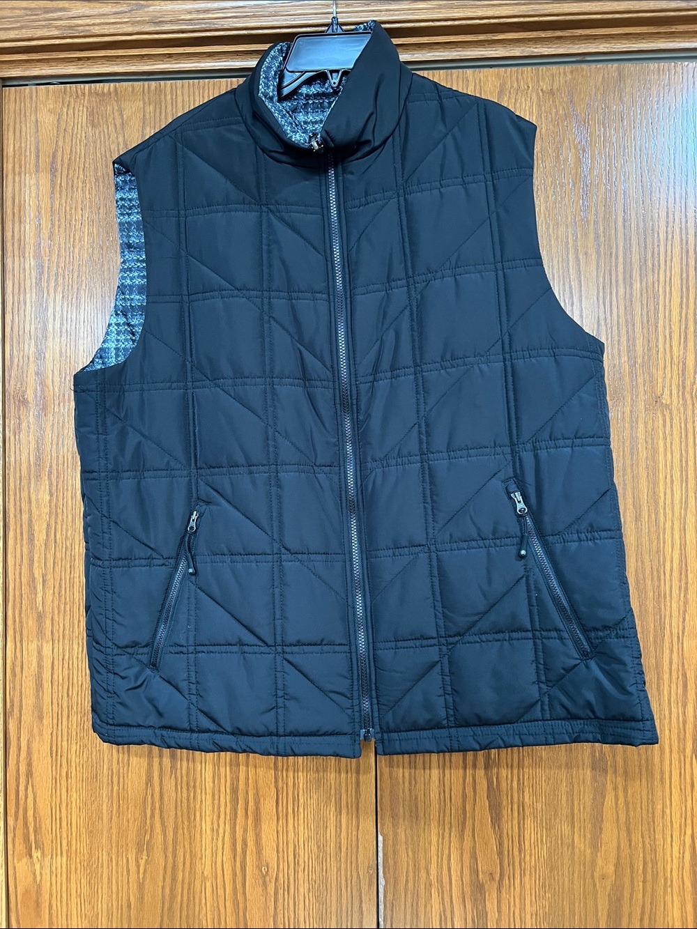 Solaris reversible puffer vest.